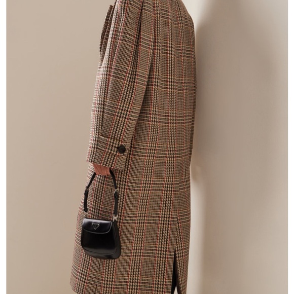 Miu Miu Single-Breasted Tartan coat cut for a oversized fit Lapel collar size 40 - Picture 4 of 16
